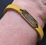 Armband SOS gegraveerd leer met tag