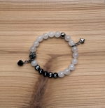 Kindersieraden: armbandje met naam model "tevredenheid" 