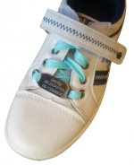 Shoe tag gegraveerd zilver RVS met glow in the dark veters 