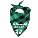 Honden bandana ruit bedrukt met grote broer of zus voetjes of handjes