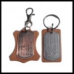 Leren sleutelhanger met dogtag 
