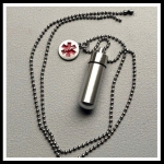 Medische SOS hanger pillenkoker aluminium inc. rvs ketting