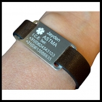 Sos armband met naam gegraveerd medisch teken