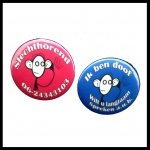 Button doof of slechthorend aapje per stuk 5cm of 7,5cm