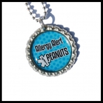 SOS ketting model: "allergie alarm"  evt.koker