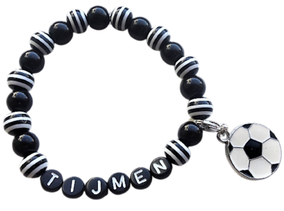 Kindersieraden: jongens armband met naam model "black and white"     