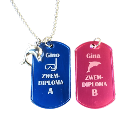 Ketting dogtag gegraveerd met naam en zwemdiploma A, B of C zwemmertje