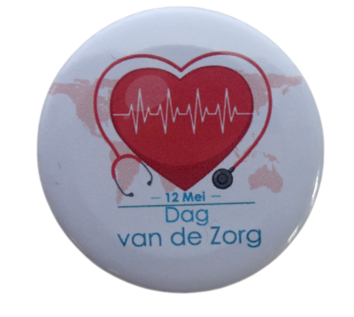 Button dag van de zorg 1 stuk drie uitvoeringen 5cm