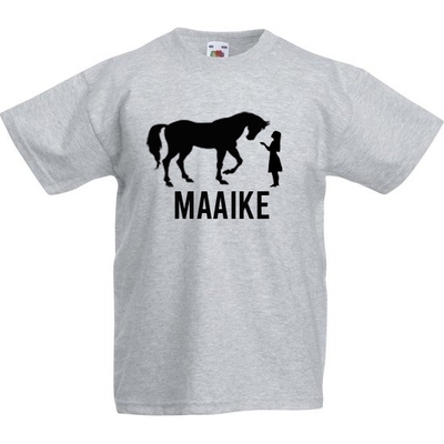 Kinder t-shirt bedrukt met naam en paard 