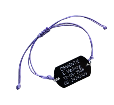 Armband SOS eigen tekst gegraveerd verstelbaar RVS model dogtag mini zwart