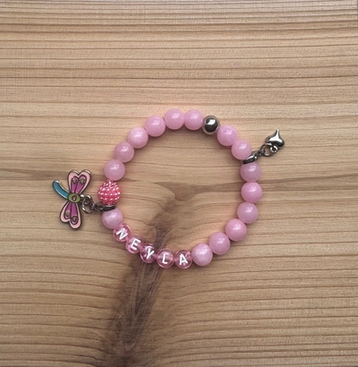 Kindersieraden: meisjes armband met naam model "vrolijkheid"